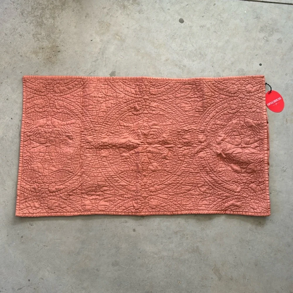NWT opalhouse medallion stitch quilted king sham
